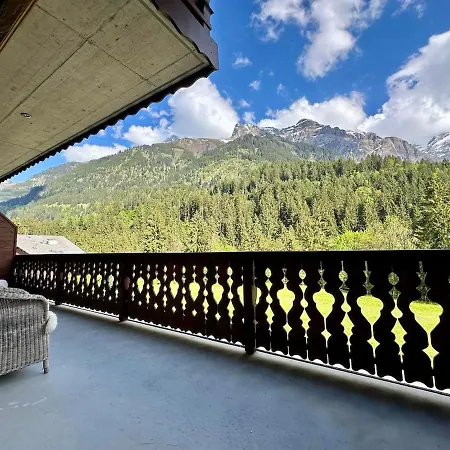 En Montagne A Апартаменты Шампери